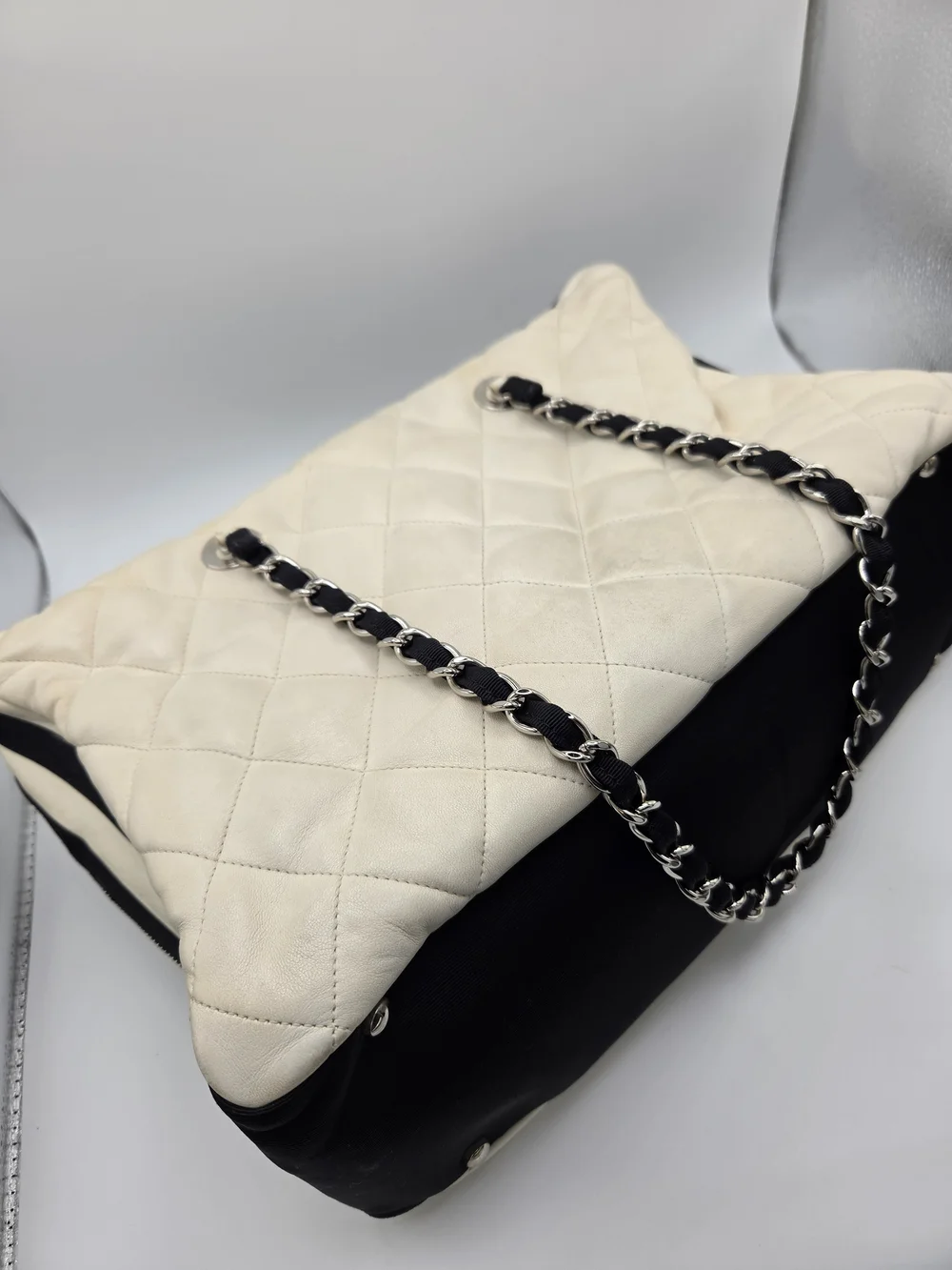 Vintage CHANEL Quilted Shopping Tote White & Black Purse